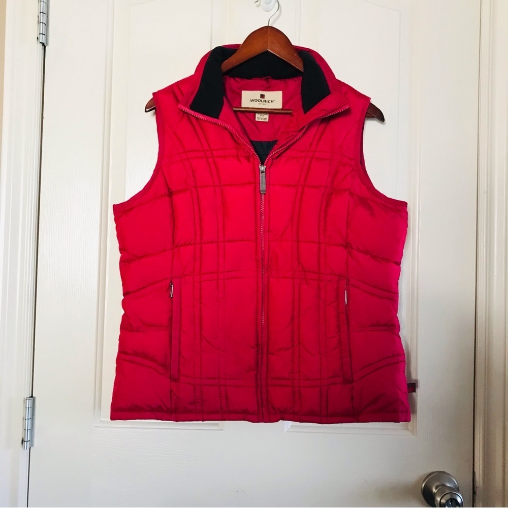 Woolrich Women’s Puffer Vest Ruby Red Size Medium